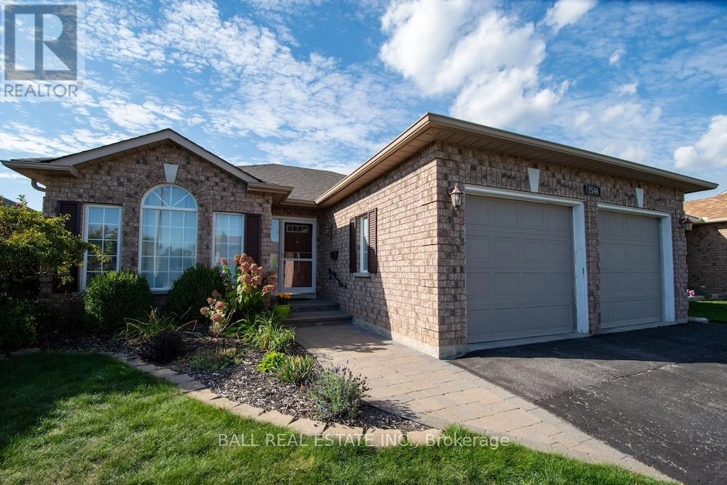 2546 Marsdale Drive, Peterborough, Ontario  K9L 1R4 - Photo 2 - X12449613