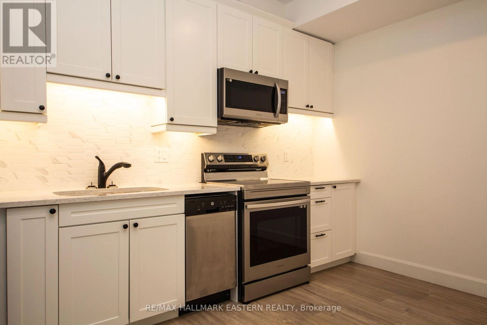 Unit 6 - 53 Leahys Lane, Peterborough, Ontario  K9H 2G9 - Photo 1 - X12450464