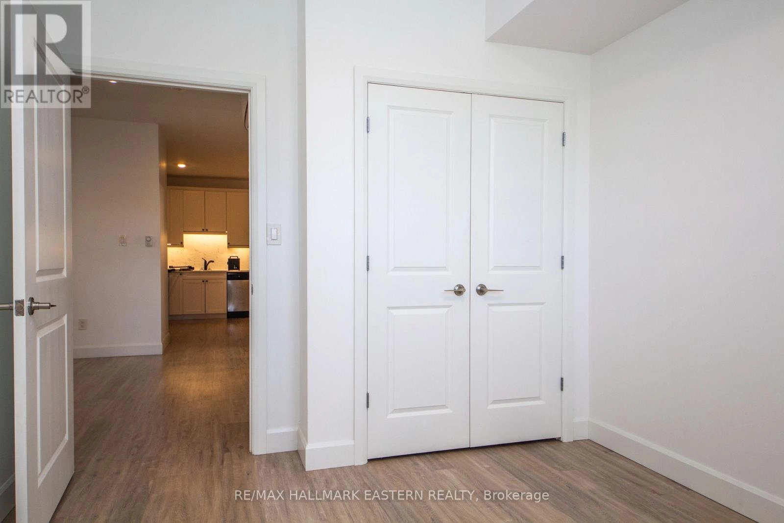 Unit 6 - 53 Leahys Lane, Peterborough, Ontario  K9H 2G9 - Photo 3 - X12450464