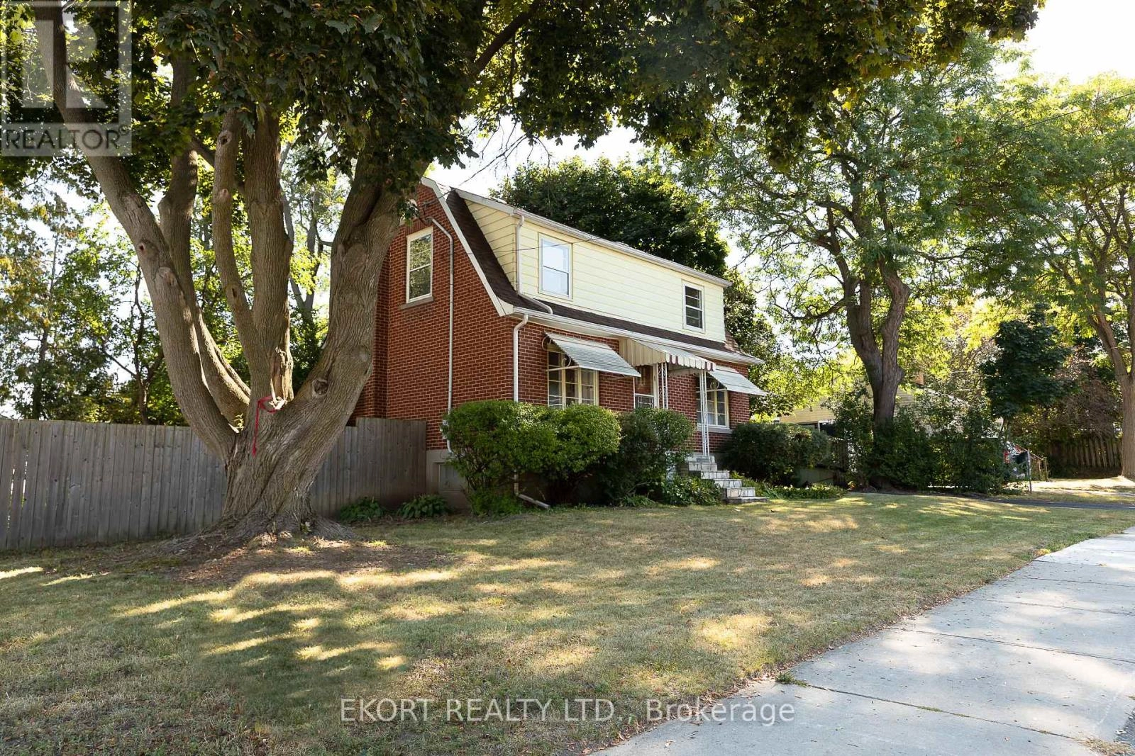 71 Golfdale Road, Belleville, Ontario  K8N 4A8 - Photo 2 - X12451255