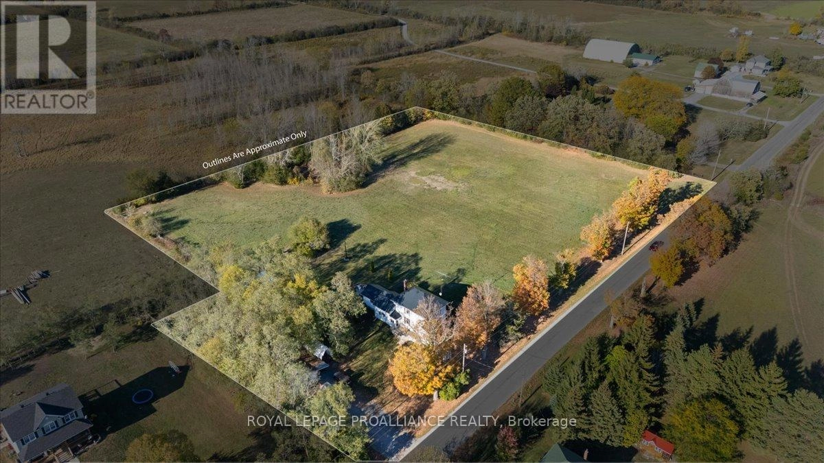 186 Christian Road, Prince Edward County, Ontario  K0K 1G0 - Photo 1 - X12451900