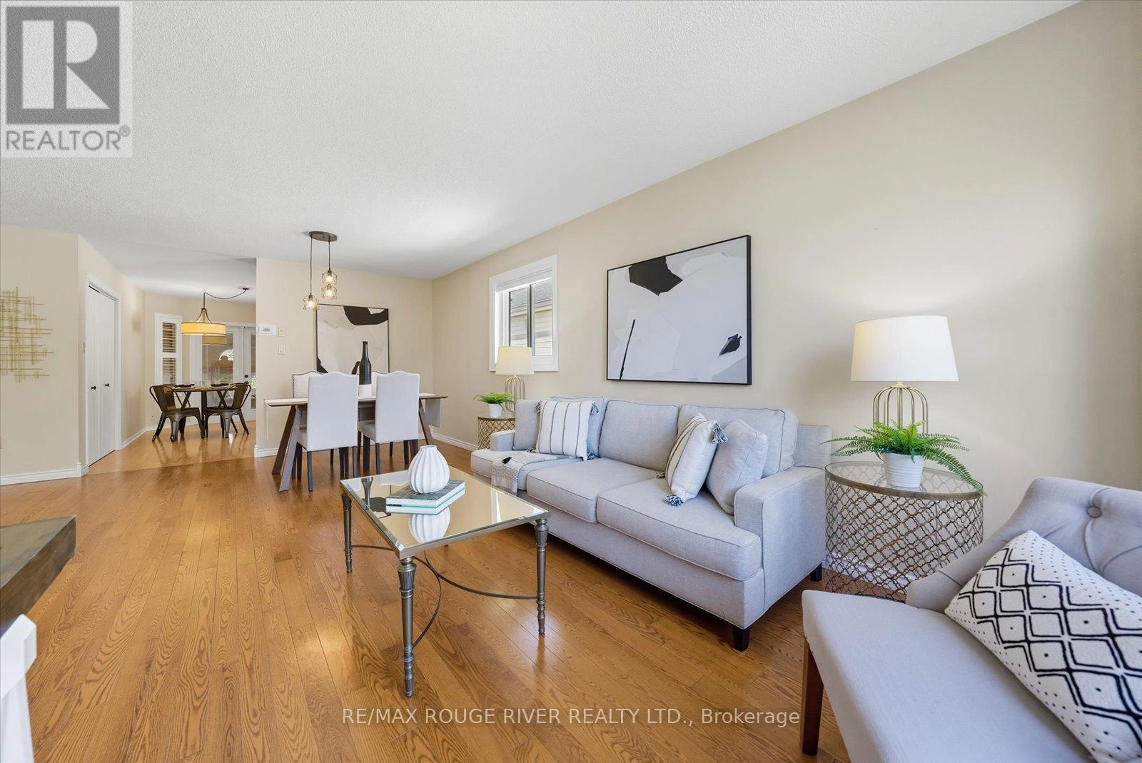 20 Laurelwood Street, Clarington, Ontario  L1C 4Z7 - Photo 6 - E12439770