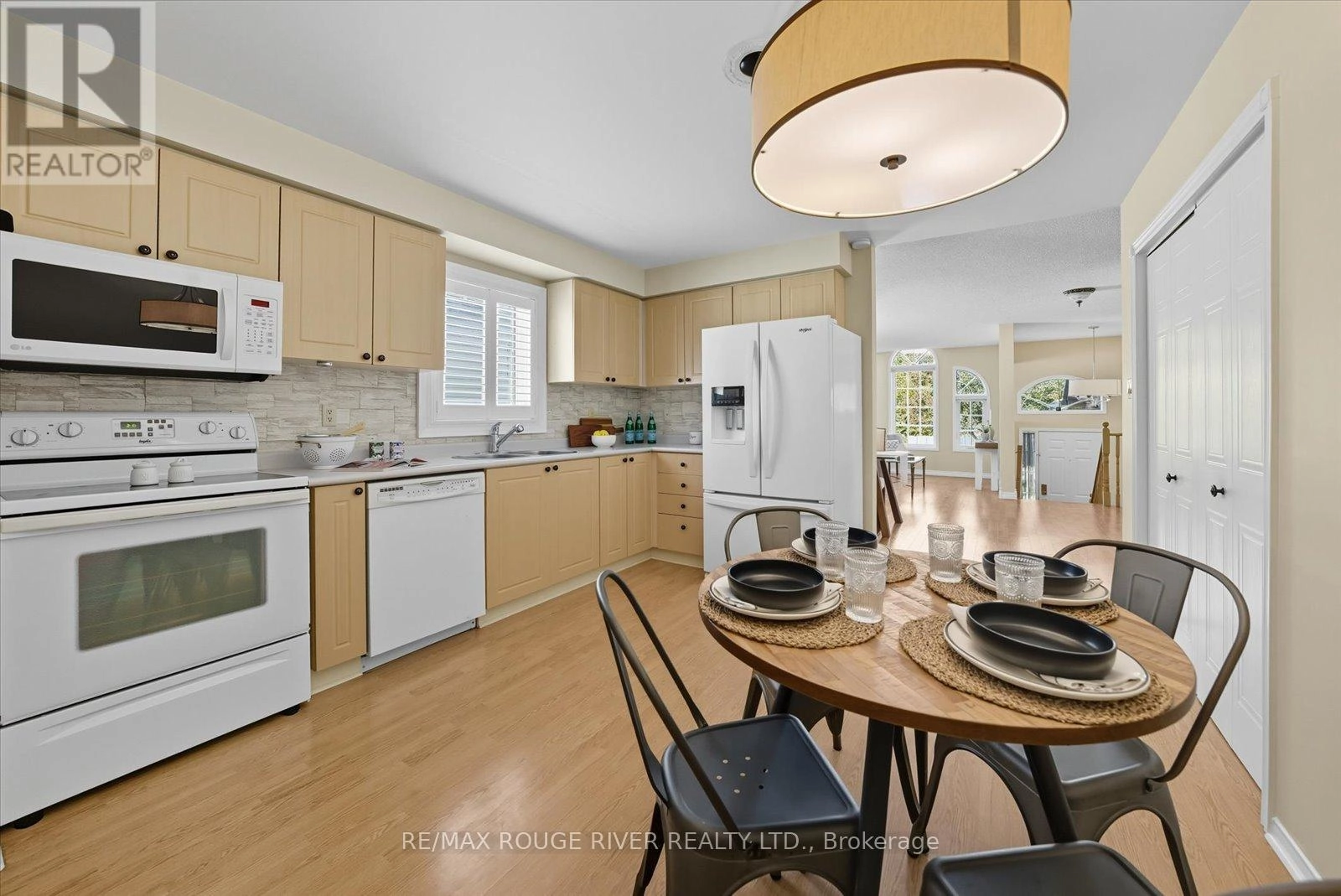 20 Laurelwood Street, Clarington, Ontario  L1C 4Z7 - Photo 9 - E12439770