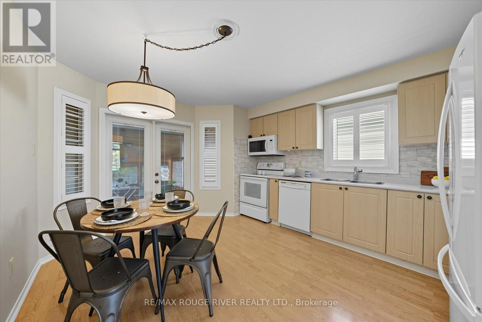 20 Laurelwood Street, Clarington, Ontario  L1C 4Z7 - Photo 8 - E12439770