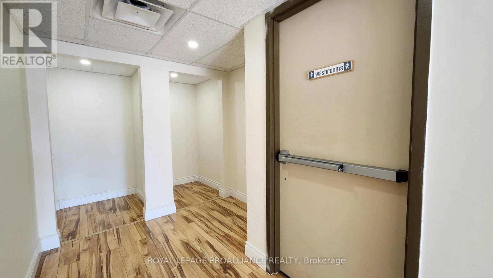 C - 354 Pinnacle Street, Belleville, Ontario  K8N 3B4 - Photo 10 - X12452048