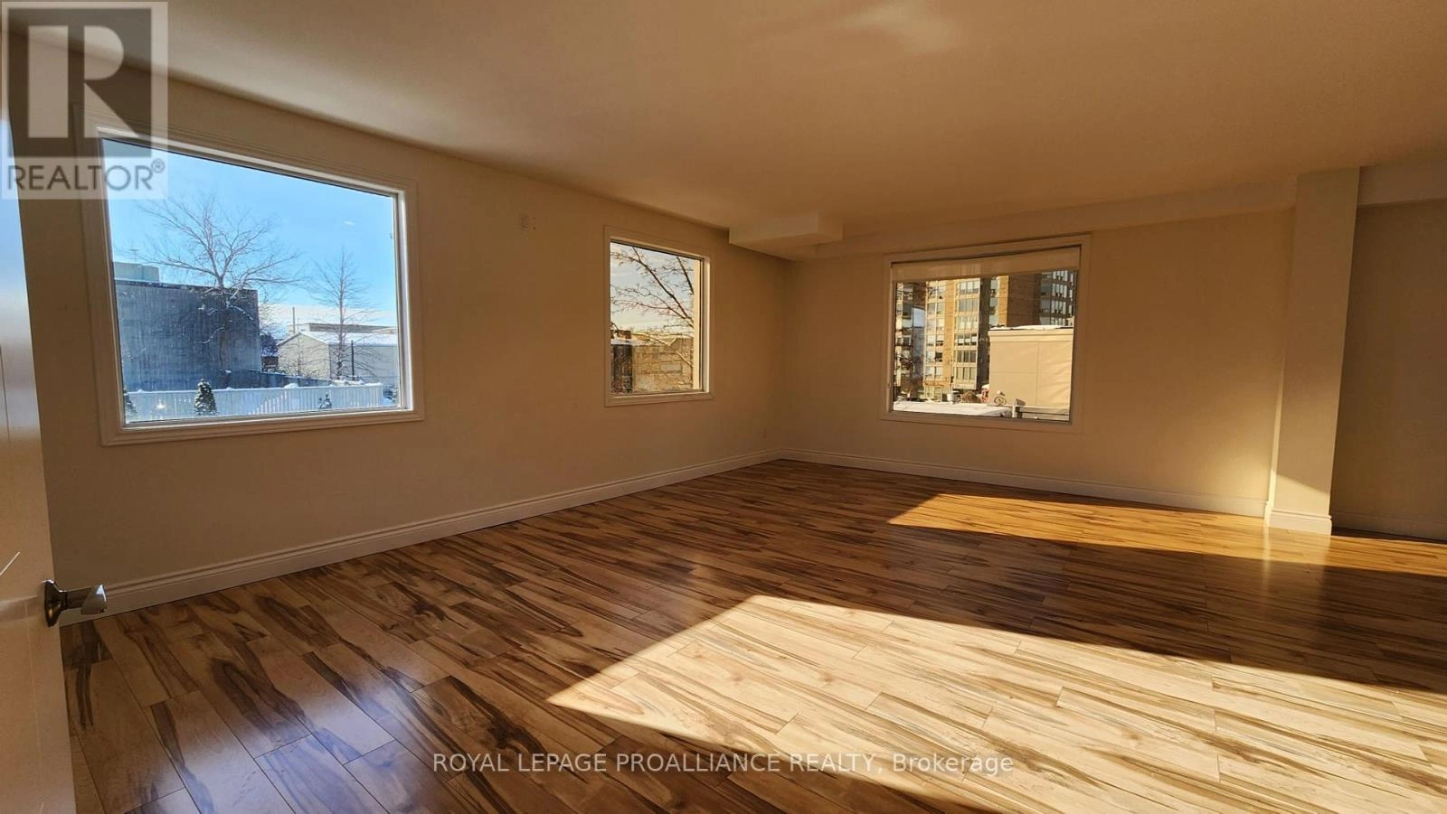 C - 354 Pinnacle Street, Belleville, Ontario  K8N 3B4 - Photo 12 - X12452048