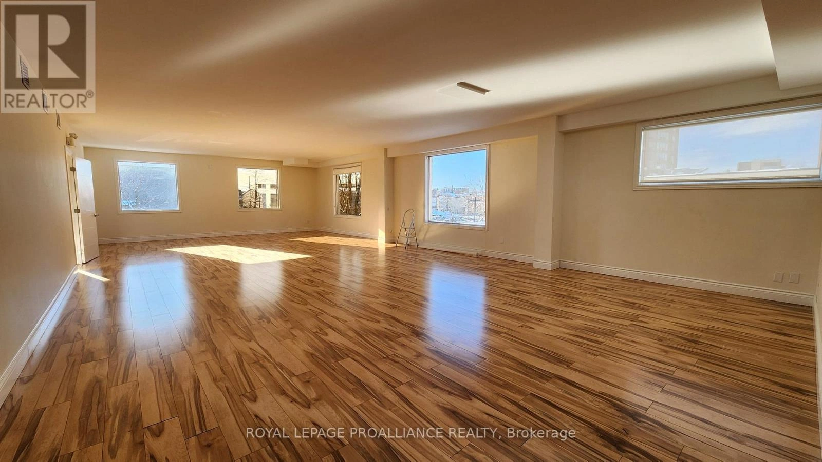 C - 354 Pinnacle Street, Belleville, Ontario  K8N 3B4 - Photo 15 - X12452048