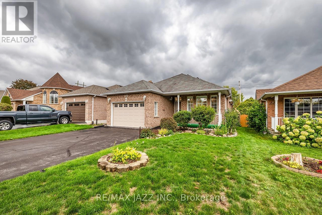 875 Beatrice Street E, Oshawa, Ontario  L1K 2H8 - Photo 2 - E12452463
