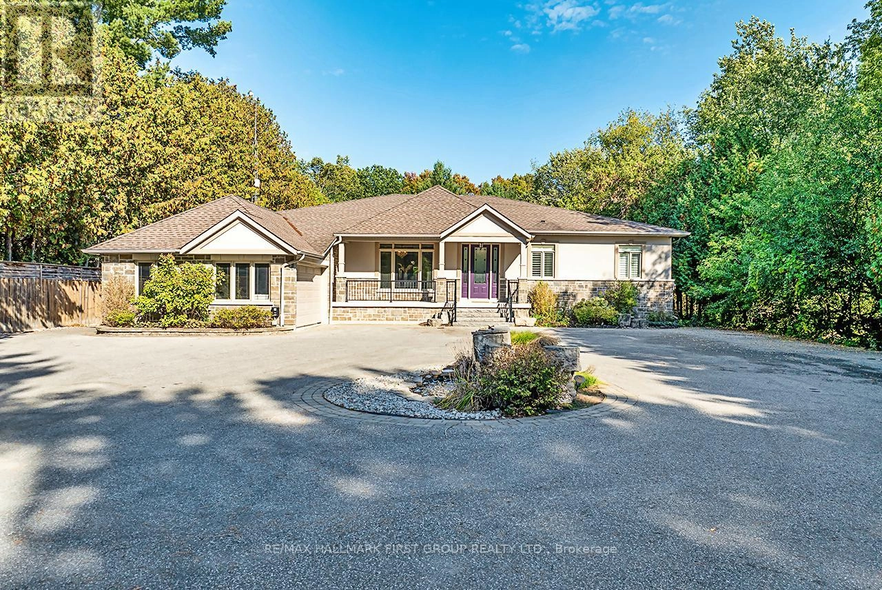 15 Shepherd Road, Whitby, Ontario  L1M 1G8 - Photo 2 - E12452688