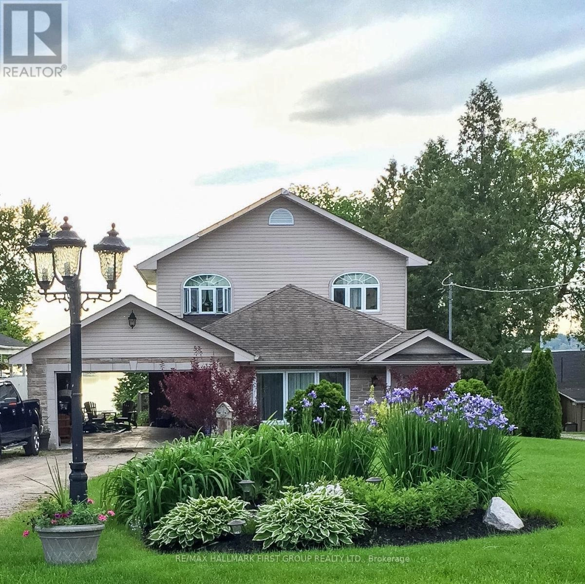 61 Druan Drive, Kawartha Lakes, Ontario  L0C 1G0 - Photo 2 - X12452710