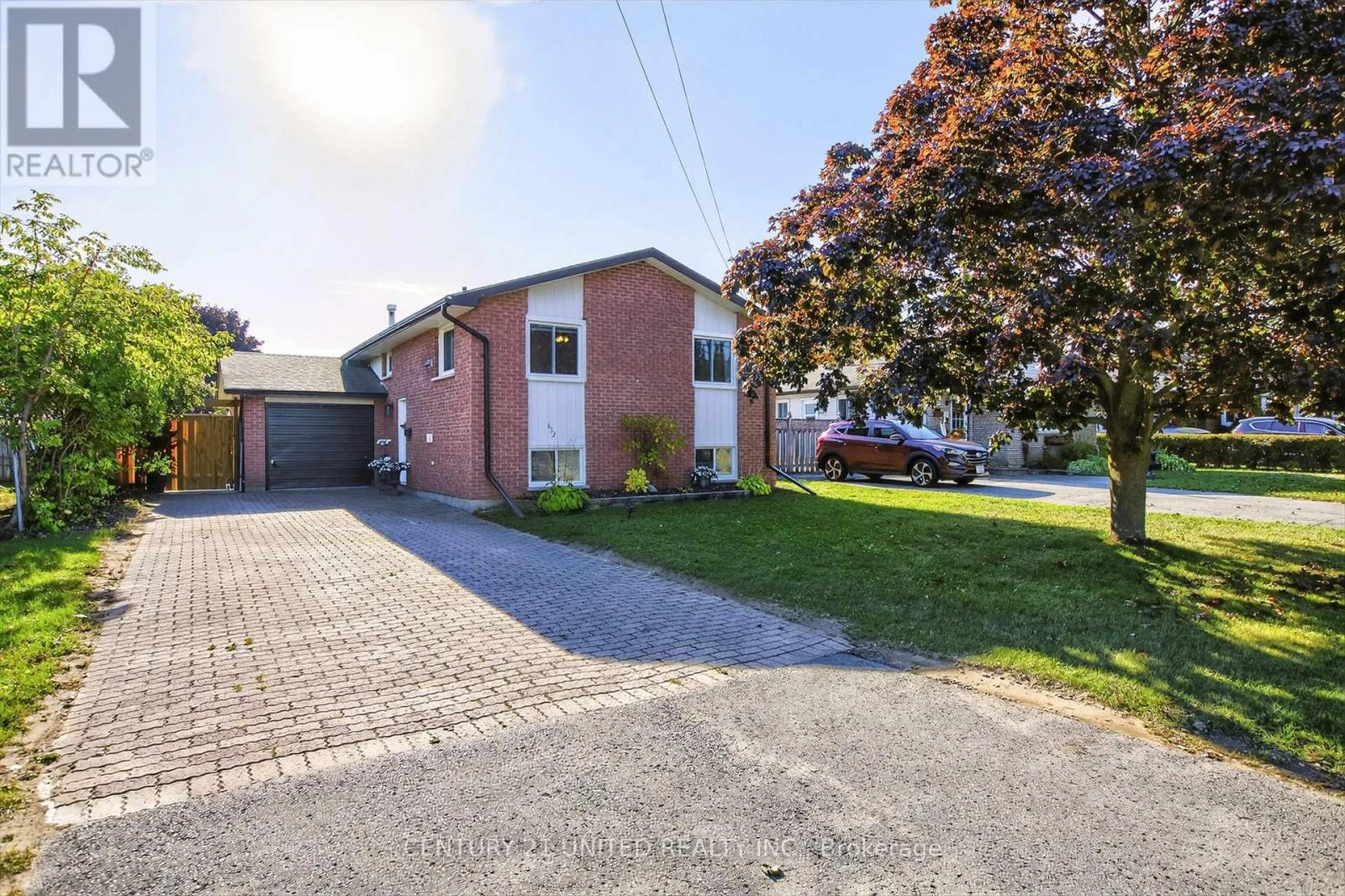 632 Otonabee Drive, Peterborough, Ontario  K9J 7P9 - Photo 2 - X12453626