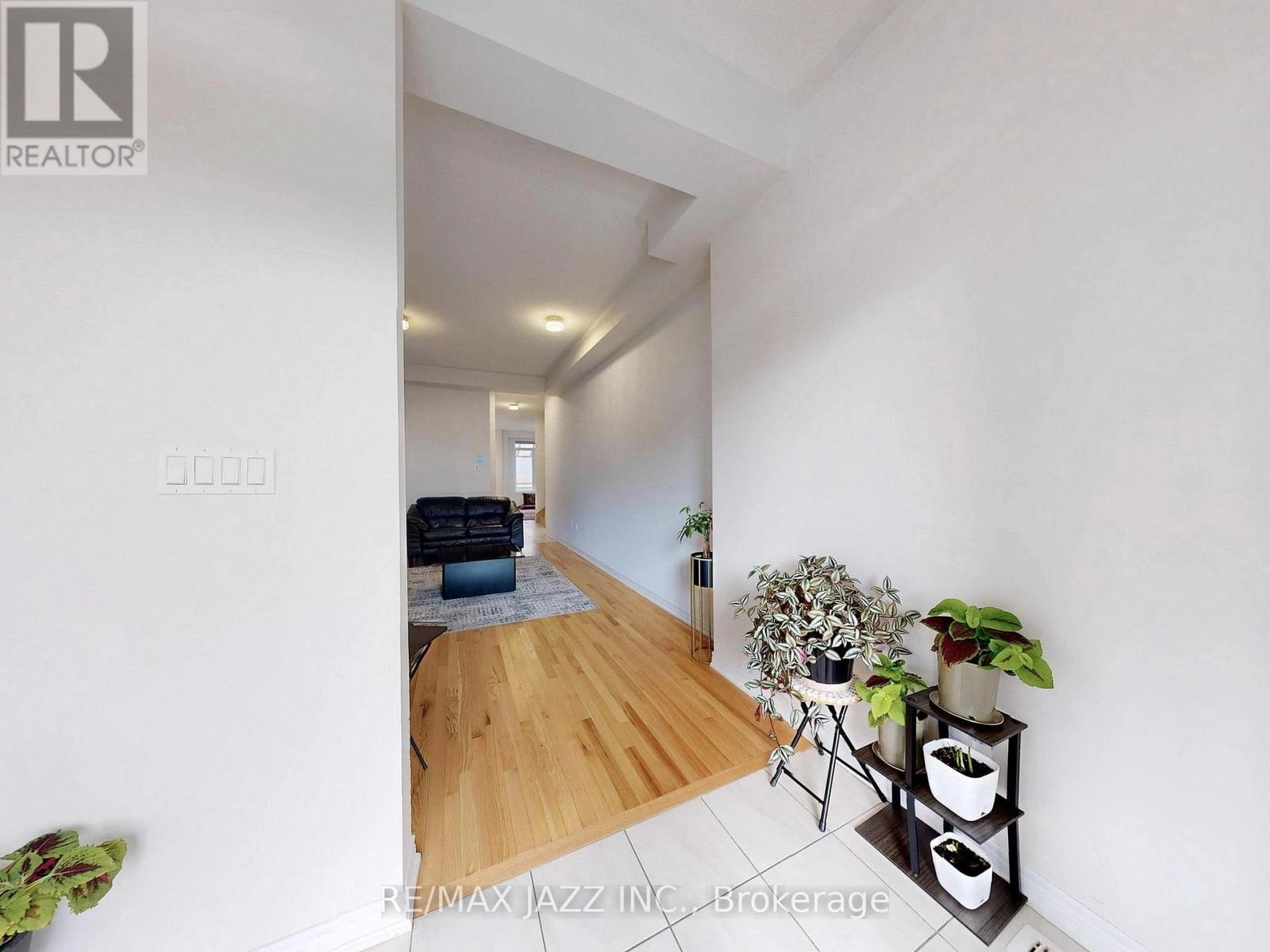 1280 Amherst Gate, Oshawa, Ontario  L1L 0T1 - Photo 4 - E12453734