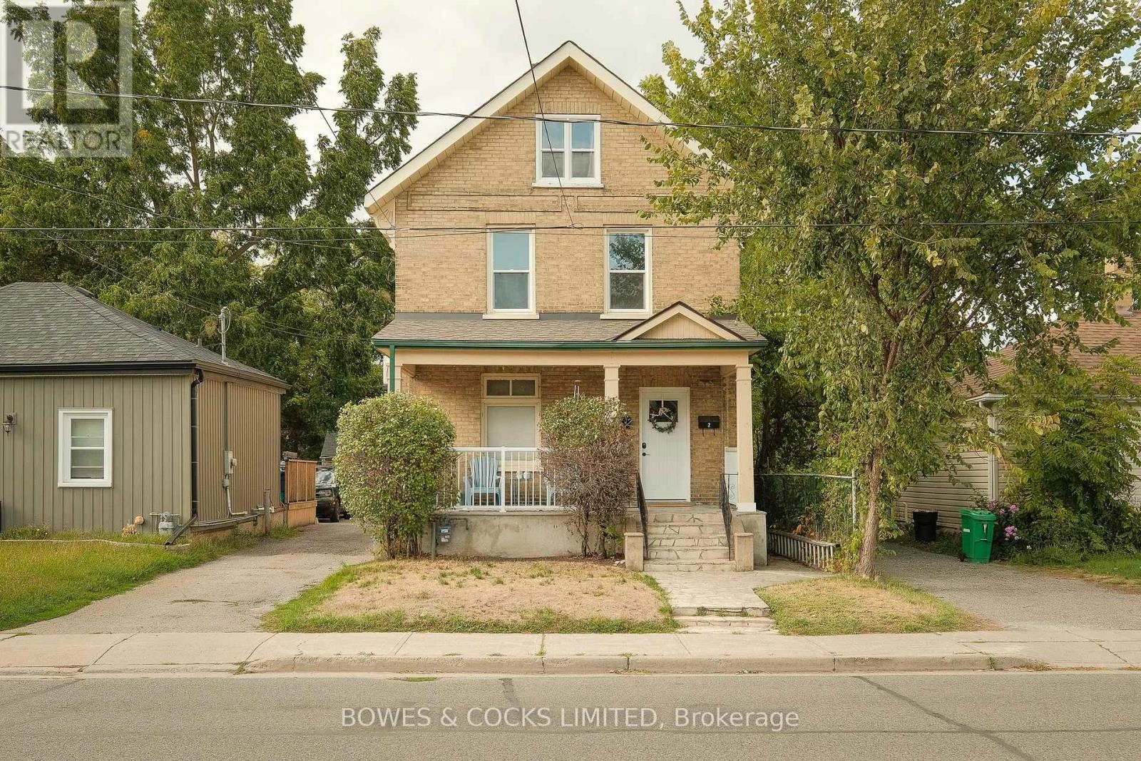 530 Chamberlain Street, Peterborough, Ontario  K9J 4L5 - Photo 1 - X12453761
