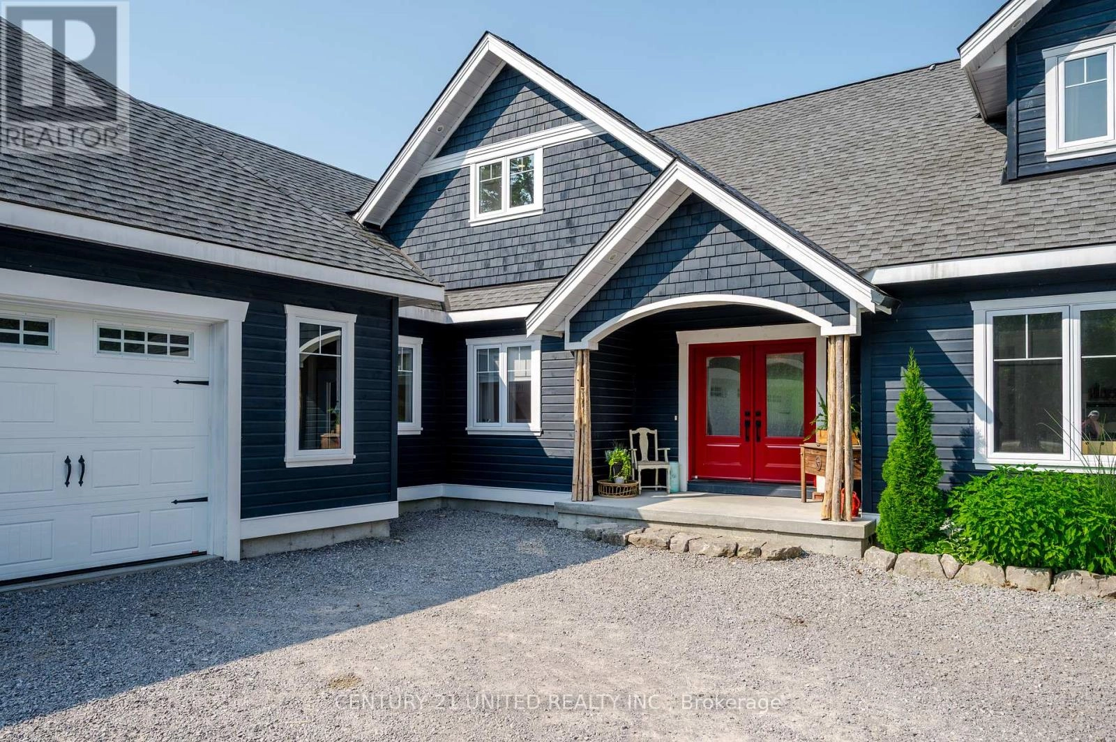 142 Hickory Beach Road, Kawartha Lakes, Ontario  K0M 1N0 - Photo 1 - X12344223