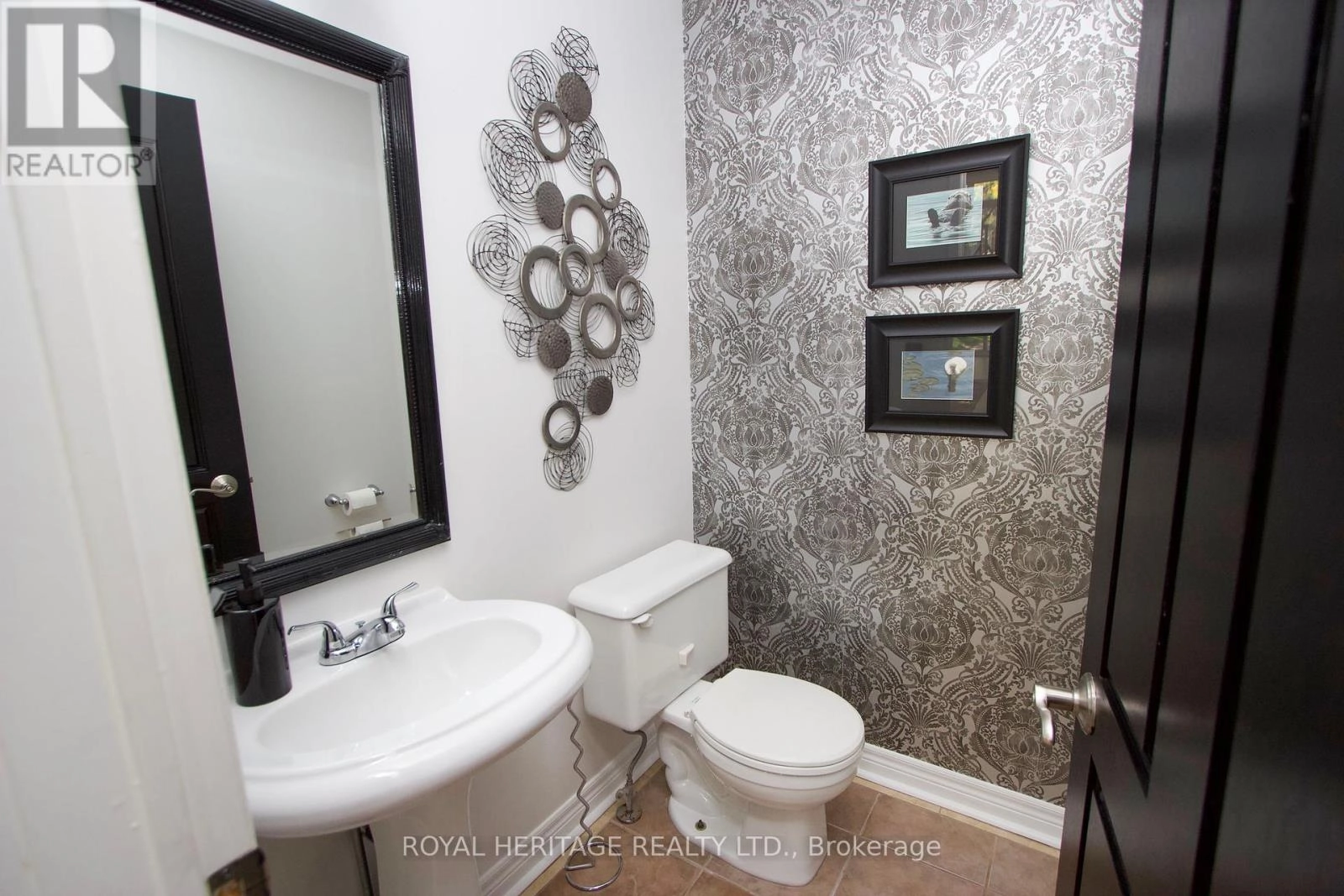 87 Anchorage Avenue, Whitby, Ontario  L1N 9N9 - Photo 3 - E12453890