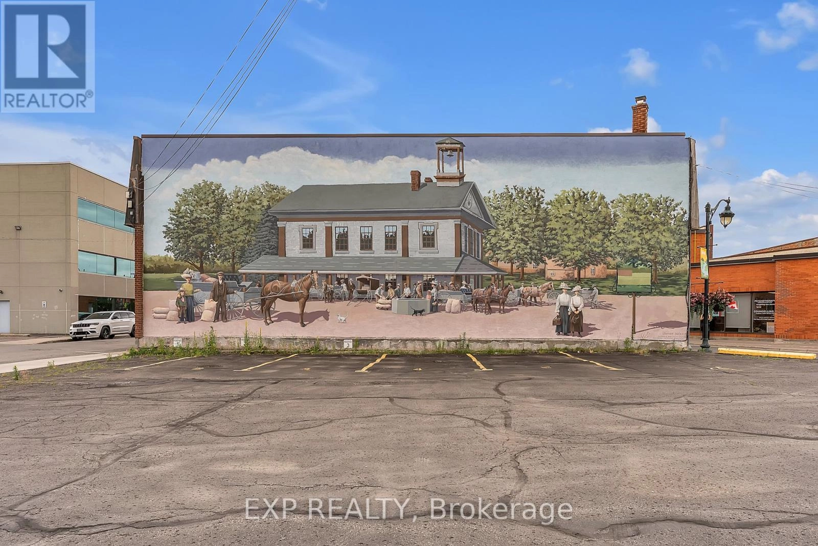 2 King Street, Quinte West, Ontario  K8V 3V7 - Photo 2 - X12453929
