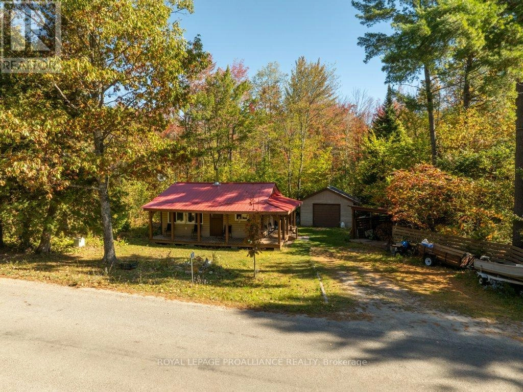 525 Skootamatta Lake Road, Frontenac, Ontario  K0H 1K0 - Photo 2 - X12453940