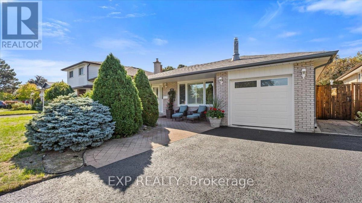 1452 Oneida Court, Oshawa, Ontario  L1G 4M6 - Photo 2 - E12454157