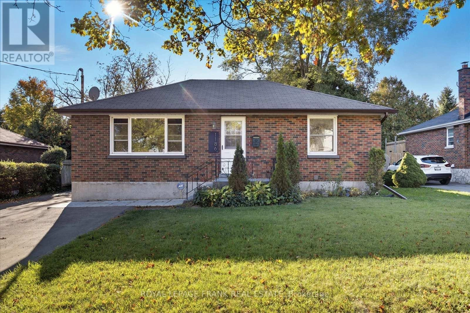 1186 Ravine Road, Oshawa, Ontario  L1H 4E2 - Photo 1 - E12454367