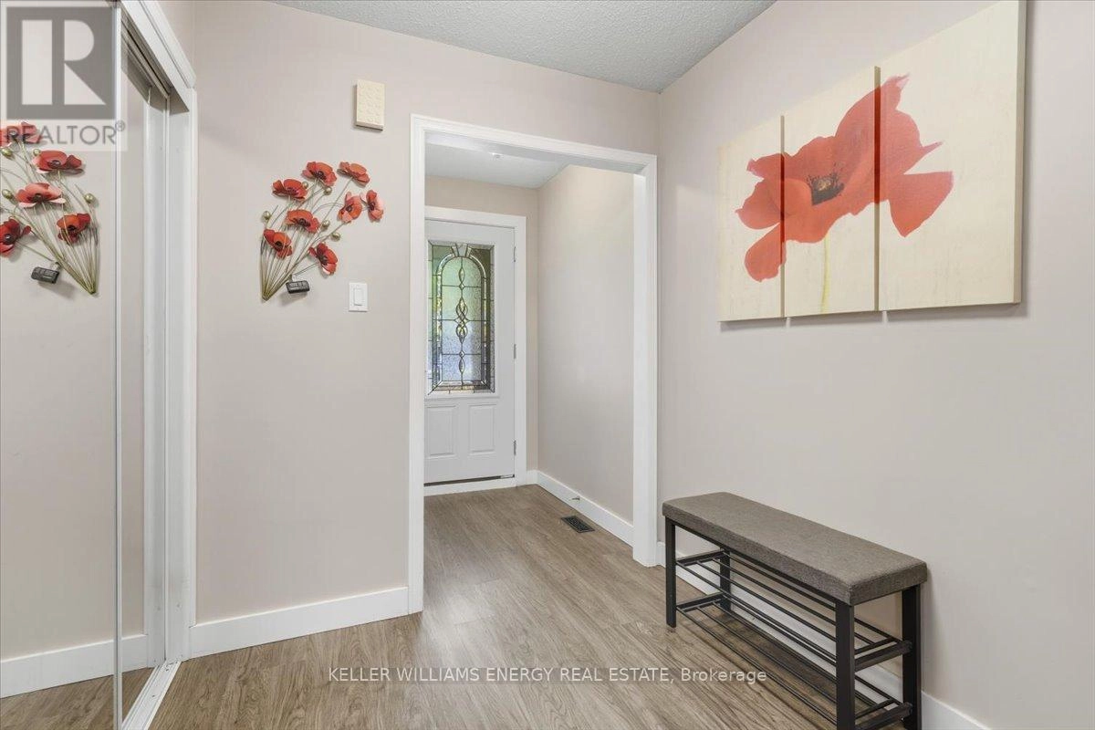 95 Delmark Boulevard, Markham, Ontario  L3P 3Z7 - Photo 3 - N12454238
