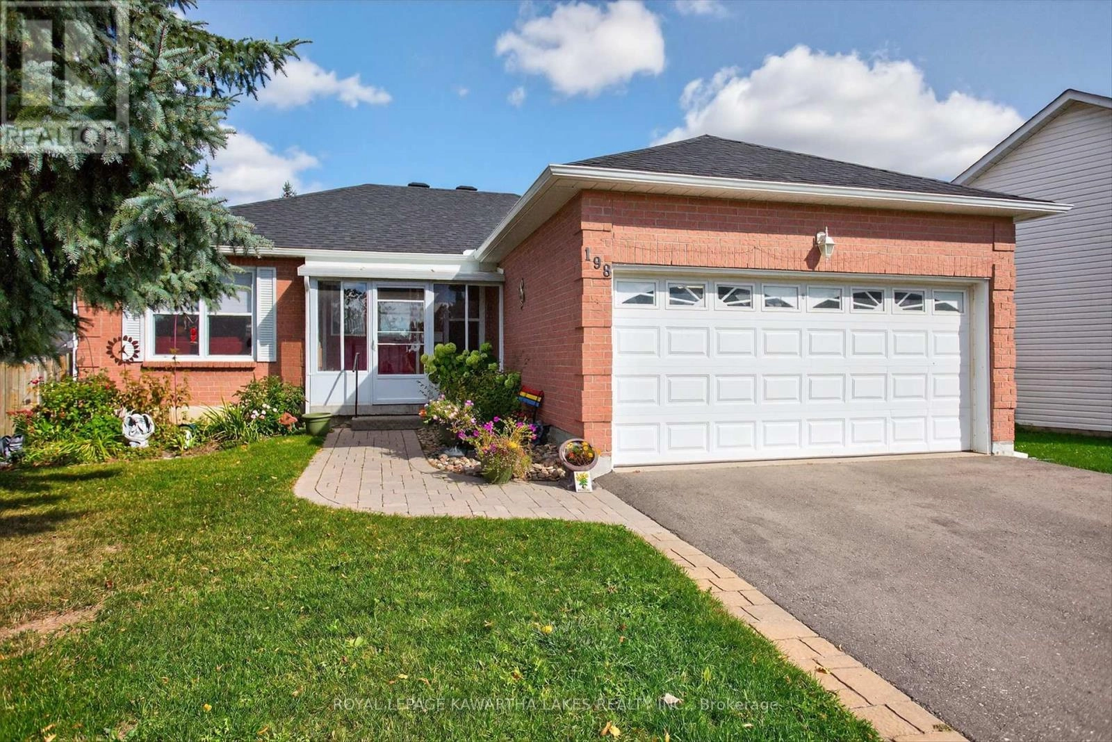 198 Elgin Street, Kawartha Lakes, Ontario  K9V 6B1 - Photo 1 - X12454290
