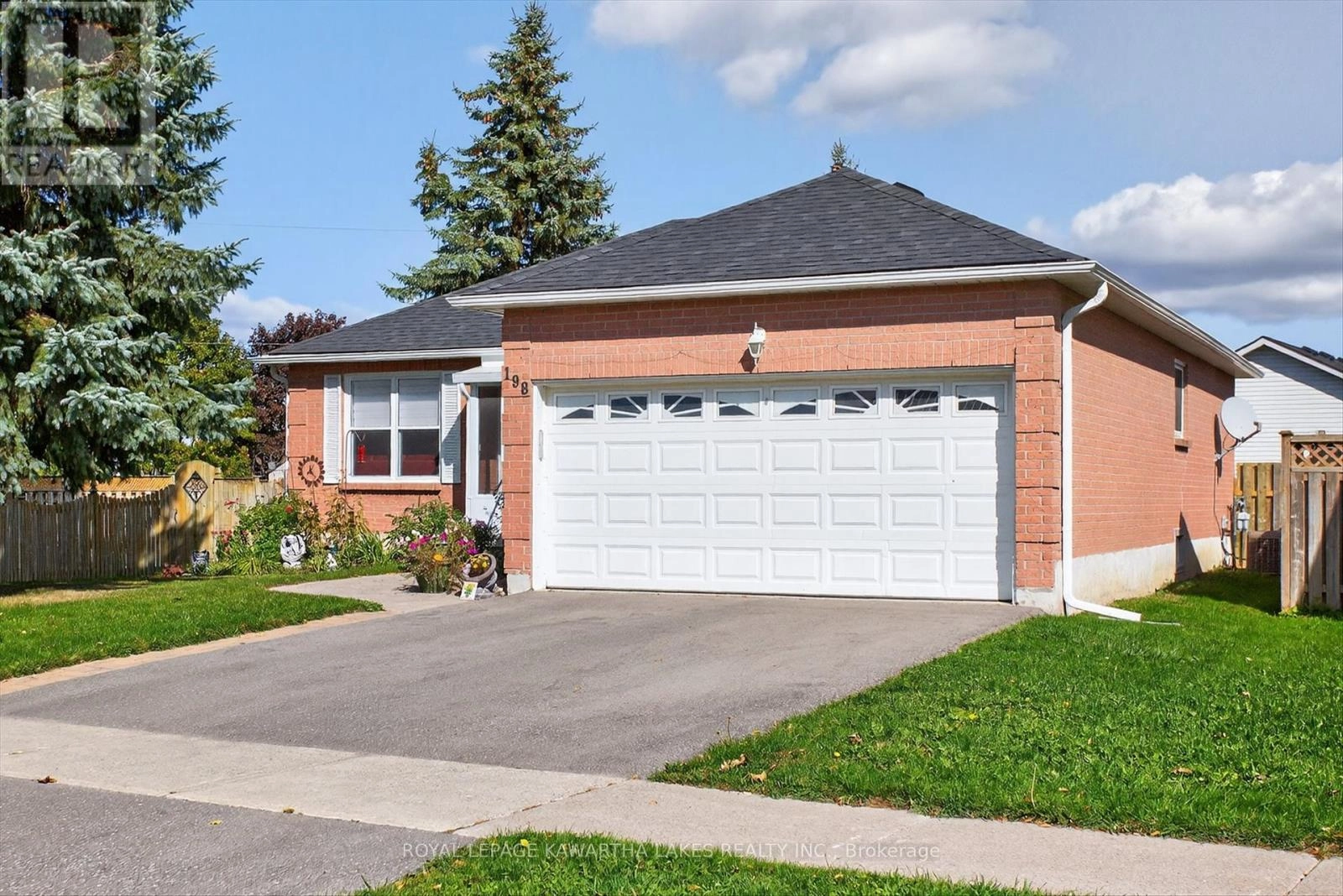 198 Elgin Street, Kawartha Lakes, Ontario  K9V 6B1 - Photo 2 - X12454290