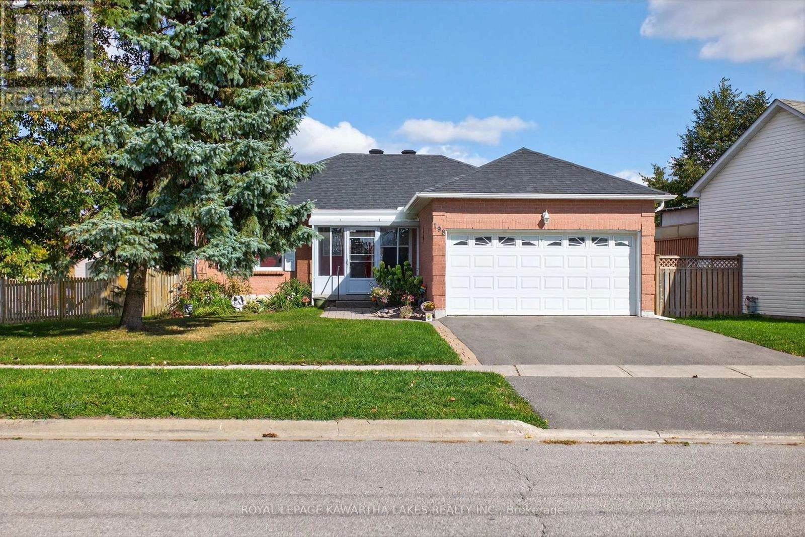 198 Elgin Street, Kawartha Lakes, Ontario  K9V 6B1 - Photo 3 - X12454290