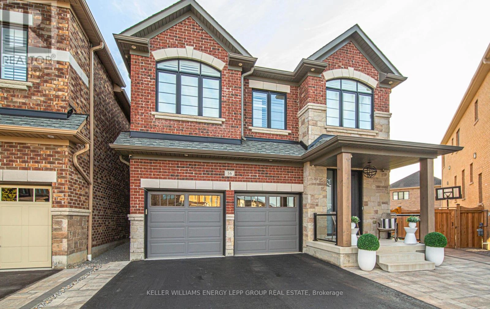 16 Dumaine Street, Whitby, Ontario  L1P 0G8 - Photo 3 - E12454582