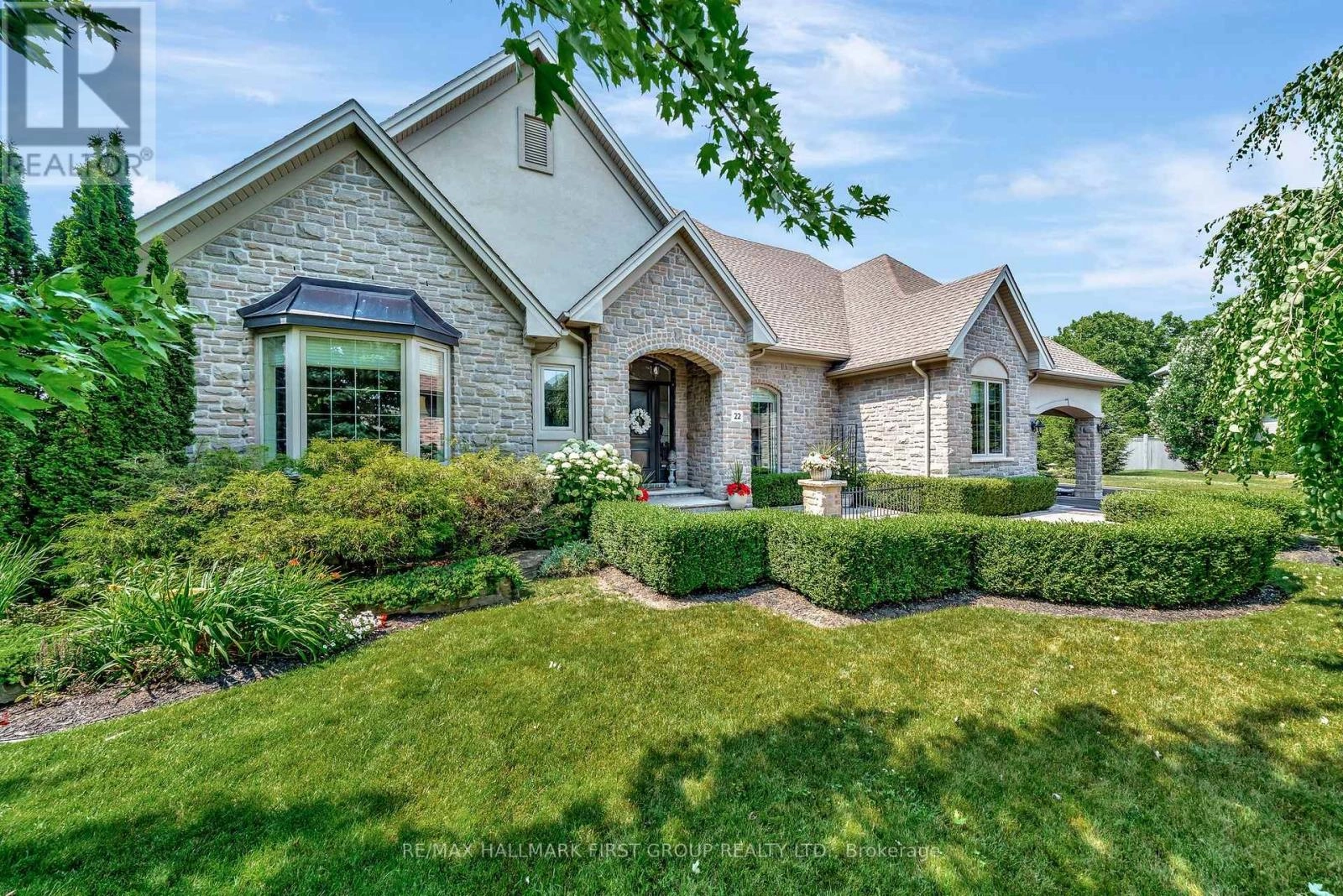 22 Rosslyn Drive, Brighton, Ontario  K0K 1H0 - Photo 1 - X12454456