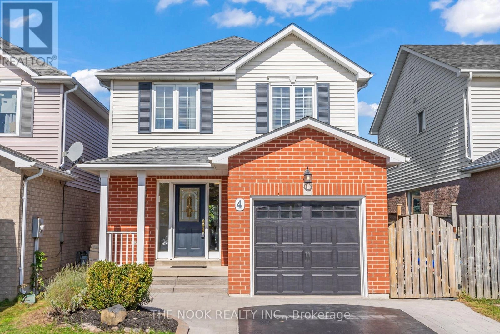 4 Hearthstone Crescent, Clarington, Ontario  L1E 2X7 - Photo 2 - E12454791
