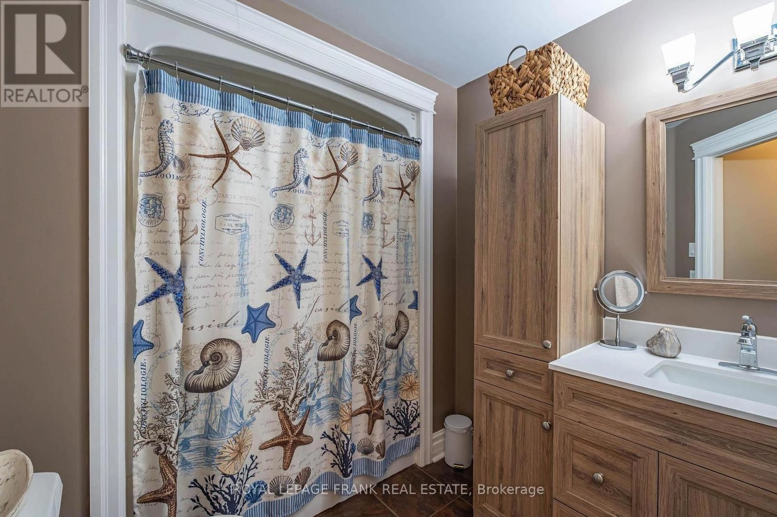 25 Lakeland Avenue, Trent Lakes, Ontario K0L 1J0 - Photo 16 - X12454715