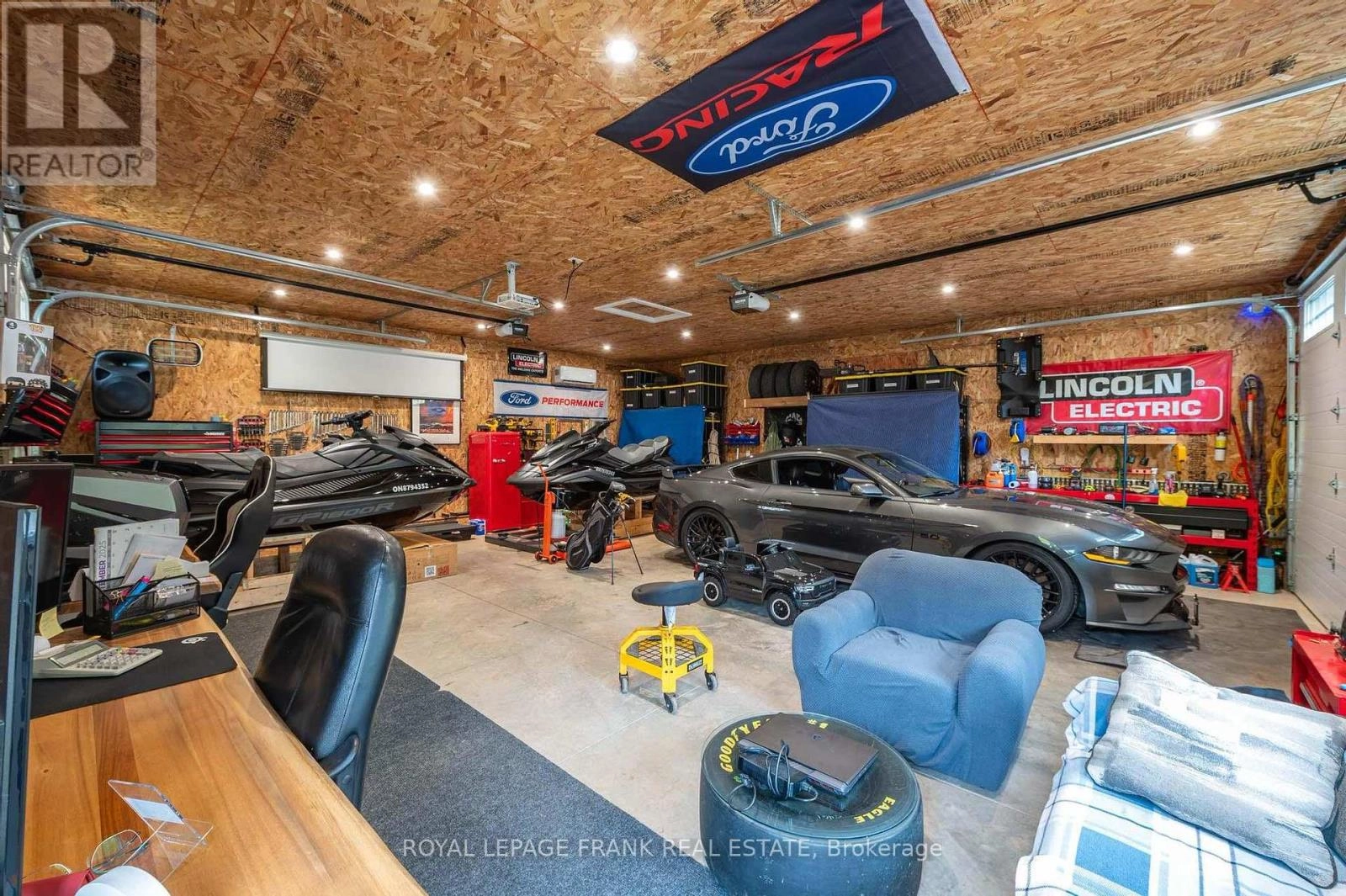 25 Lakeland Avenue, Trent Lakes, Ontario K0L 1J0 - Photo 32 - X12454715