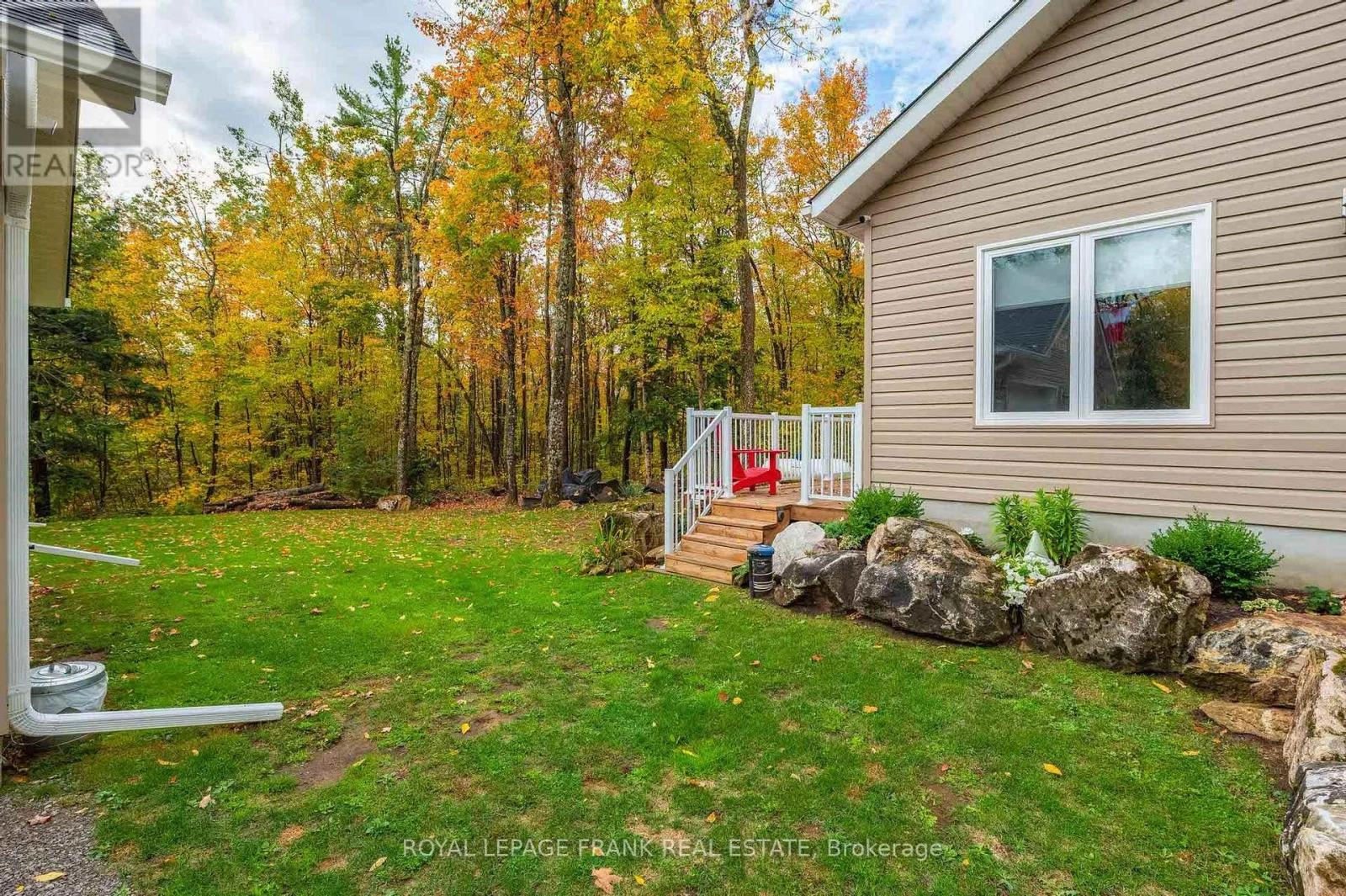 25 Lakeland Avenue, Trent Lakes, Ontario K0L 1J0 - Photo 35 - X12454715