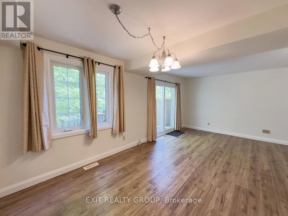 #14 - 11 Janlyn Crescent, Belleville, Ontario  K8N 5R4 - Photo 13 - X12426618