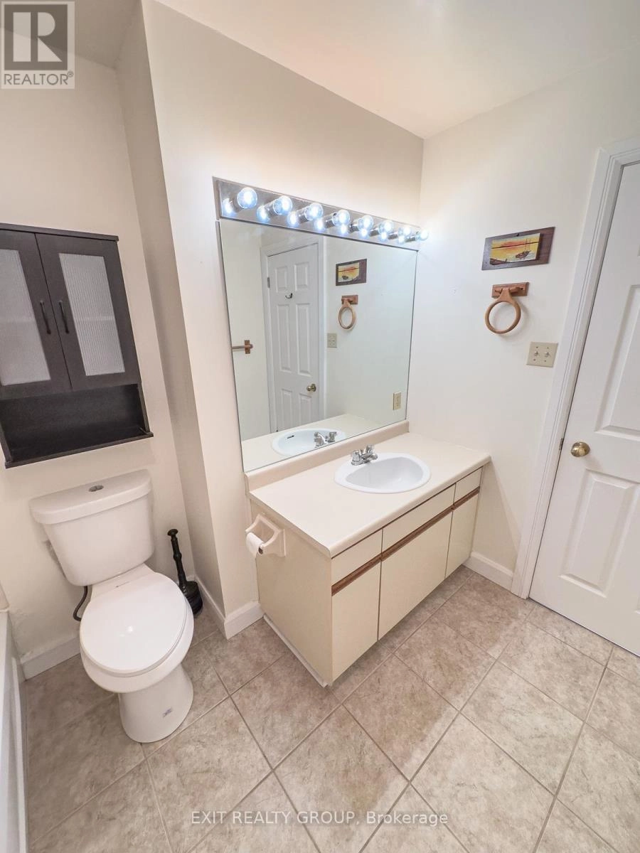 #14 - 11 Janlyn Crescent, Belleville, Ontario  K8N 5R4 - Photo 24 - X12426618