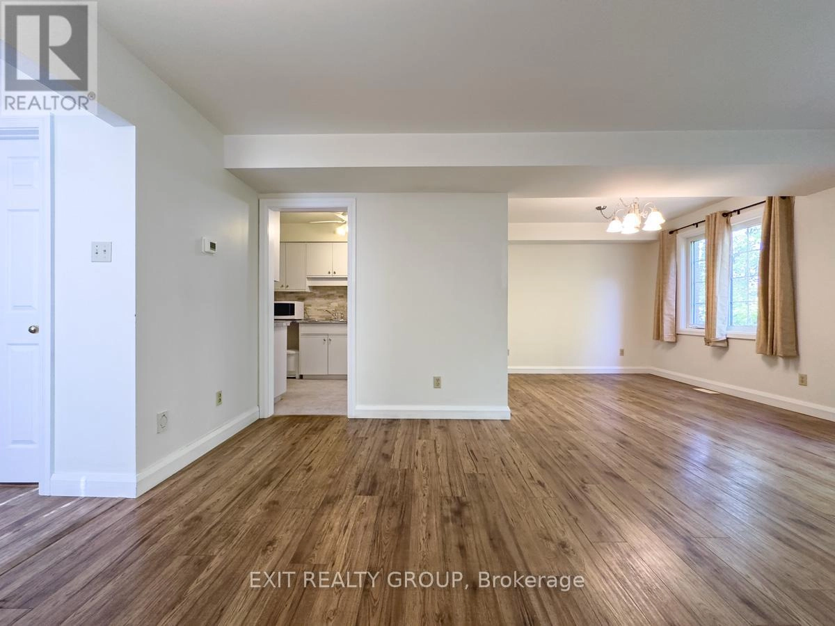 #14 - 11 Janlyn Crescent, Belleville, Ontario  K8N 5R4 - Photo 8 - X12426618