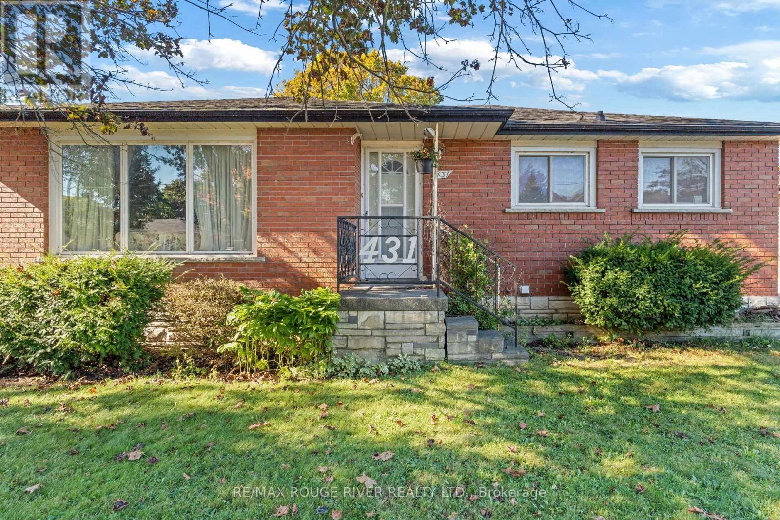 431 Campbell Street, Cobourg, Ontario  K9A 4C3 - Photo 2 - X12457759