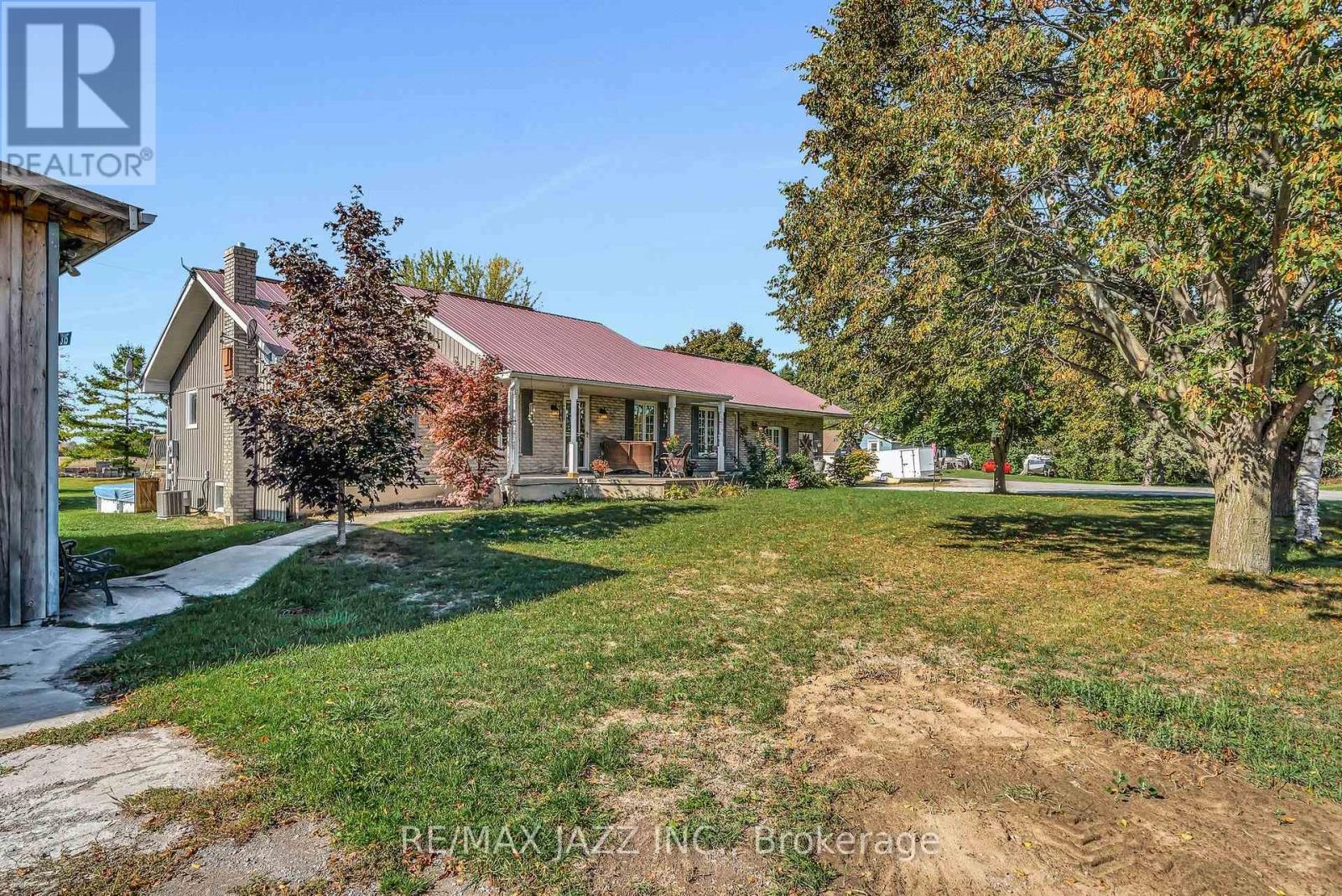 325 County Rd 30 Road, Prince Edward County, Ontario K0K 1G0 - Photo 2 - X12459713