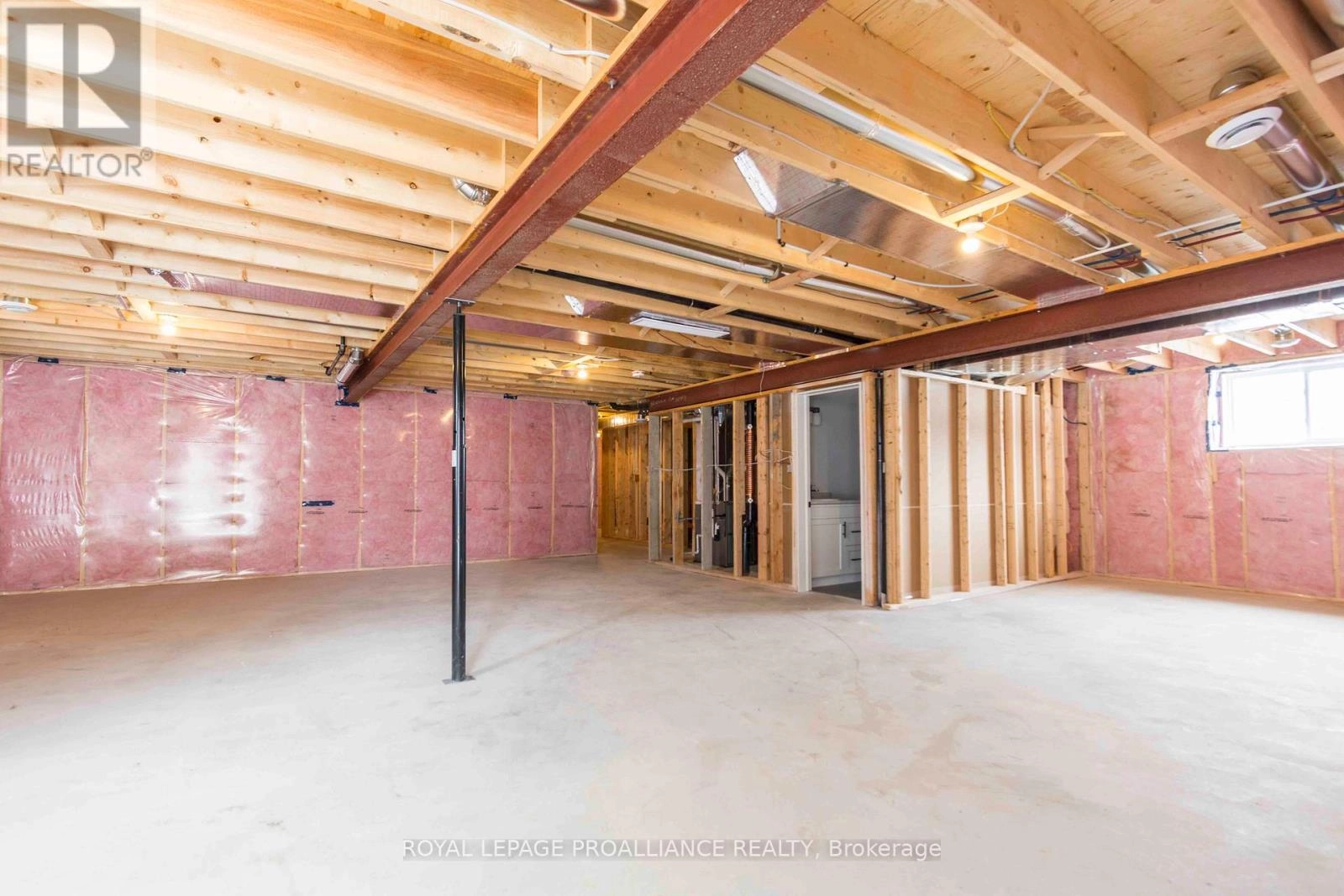 70 Stirling Crescent, Prince Edward County, Ontario K0K 2T0 - Photo 19 - X12326022