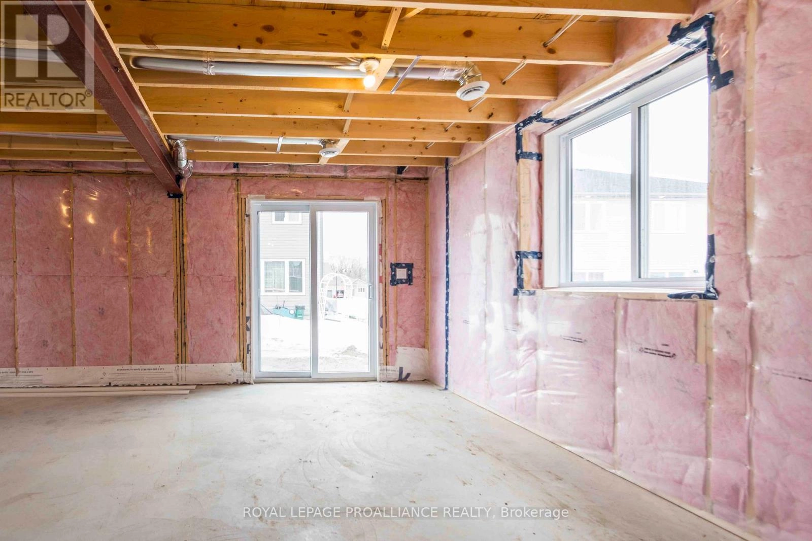 70 Stirling Crescent, Prince Edward County, Ontario K0K 2T0 - Photo 18 - X12326022