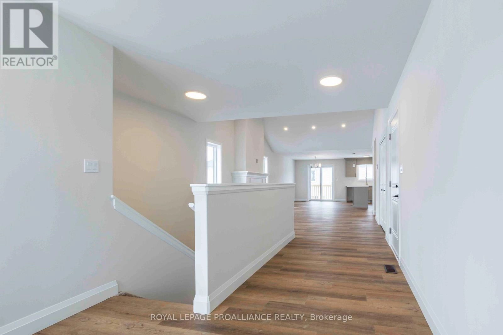 70 Stirling Crescent, Prince Edward County, Ontario K0K 2T0 - Photo 3 - X12326022