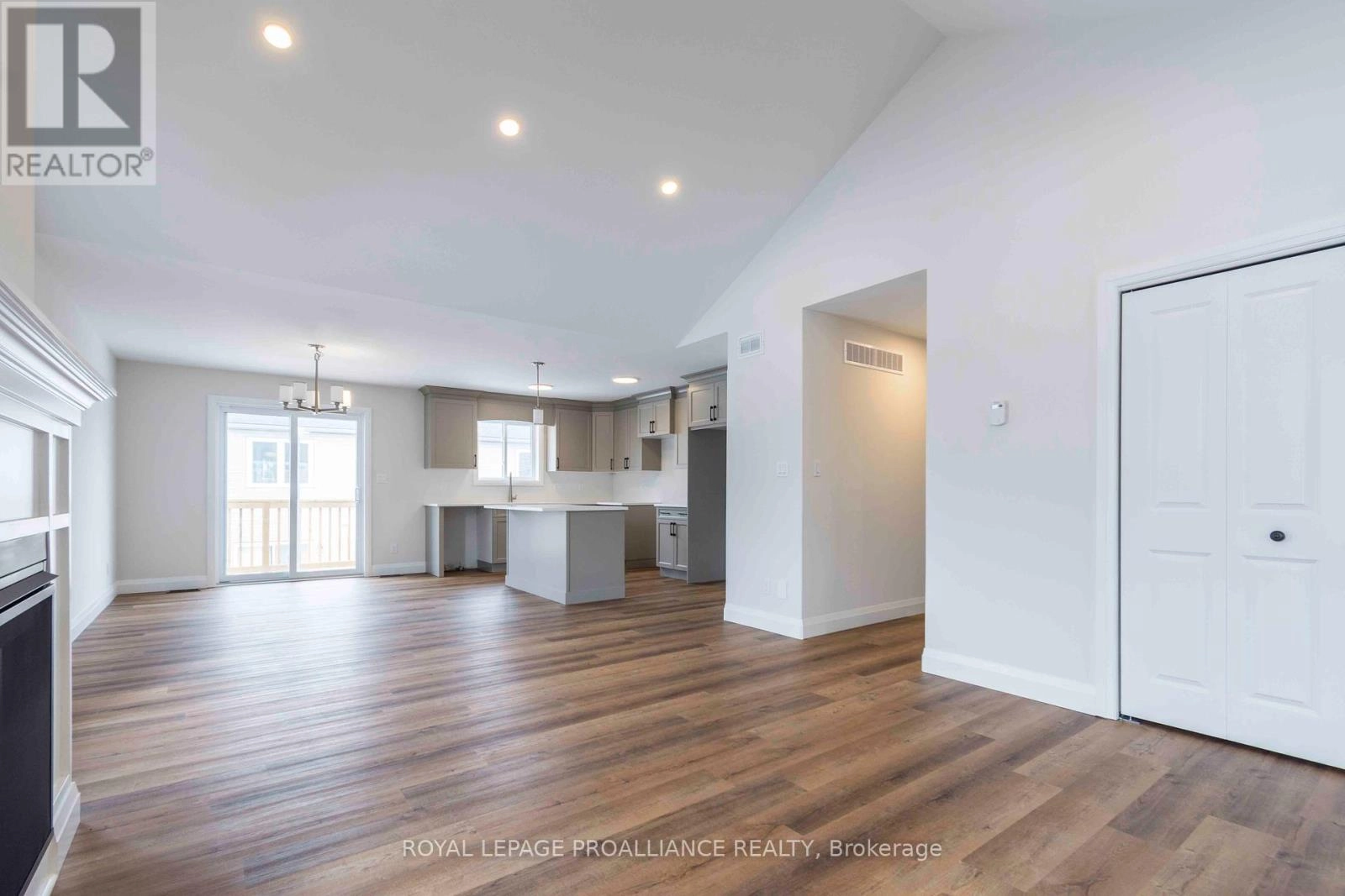 70 Stirling Crescent, Prince Edward County, Ontario K0K 2T0 - Photo 5 - X12326022