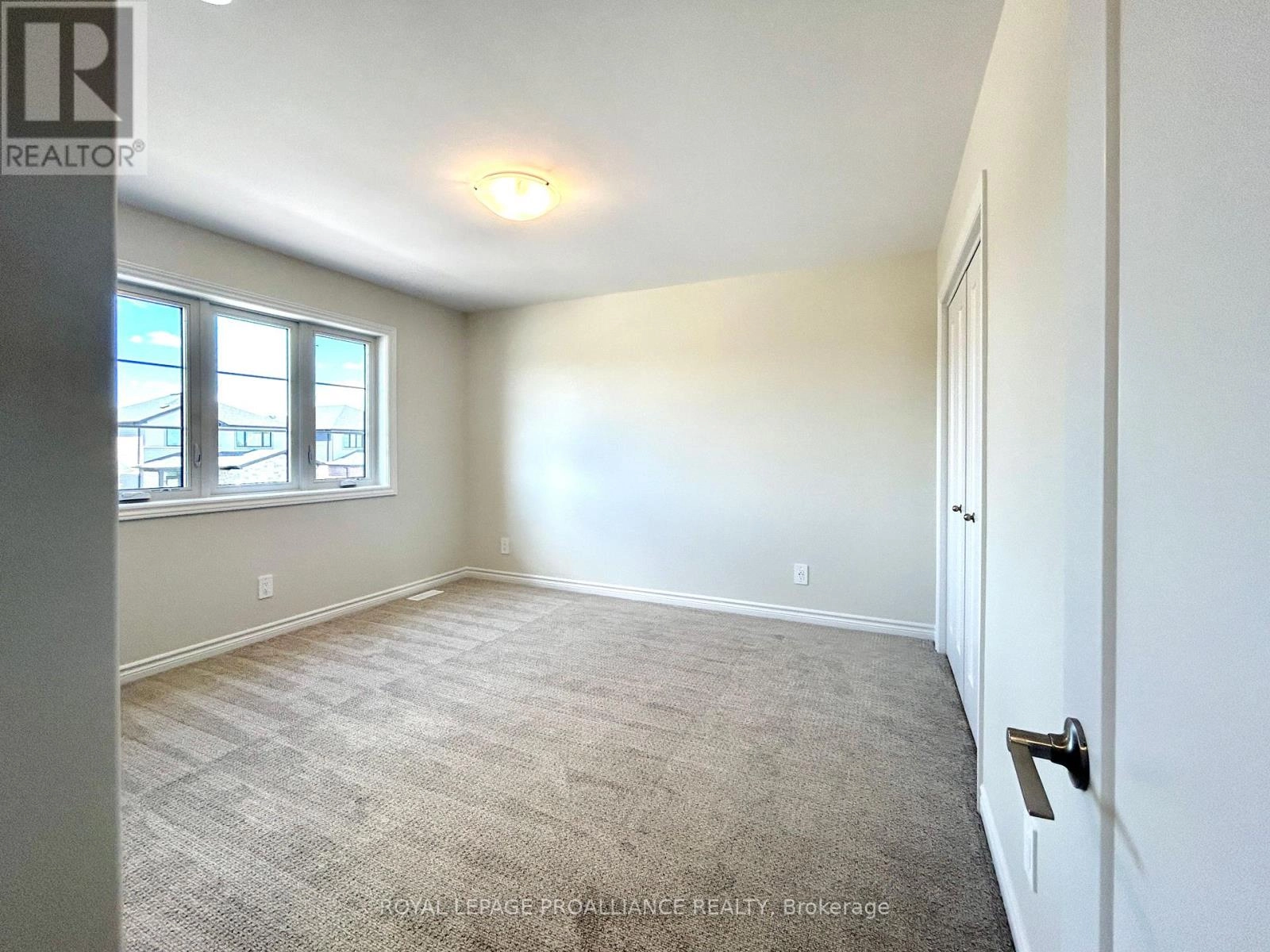 14 Peace River Street, Belleville, Ontario  K8N 0V6 - Photo 22 - X12463971