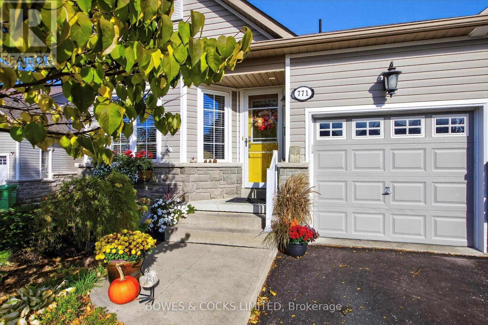 771 Tully Crescent, Peterborough, Ontario  K9K 0A8 - Photo 5 - X12465071