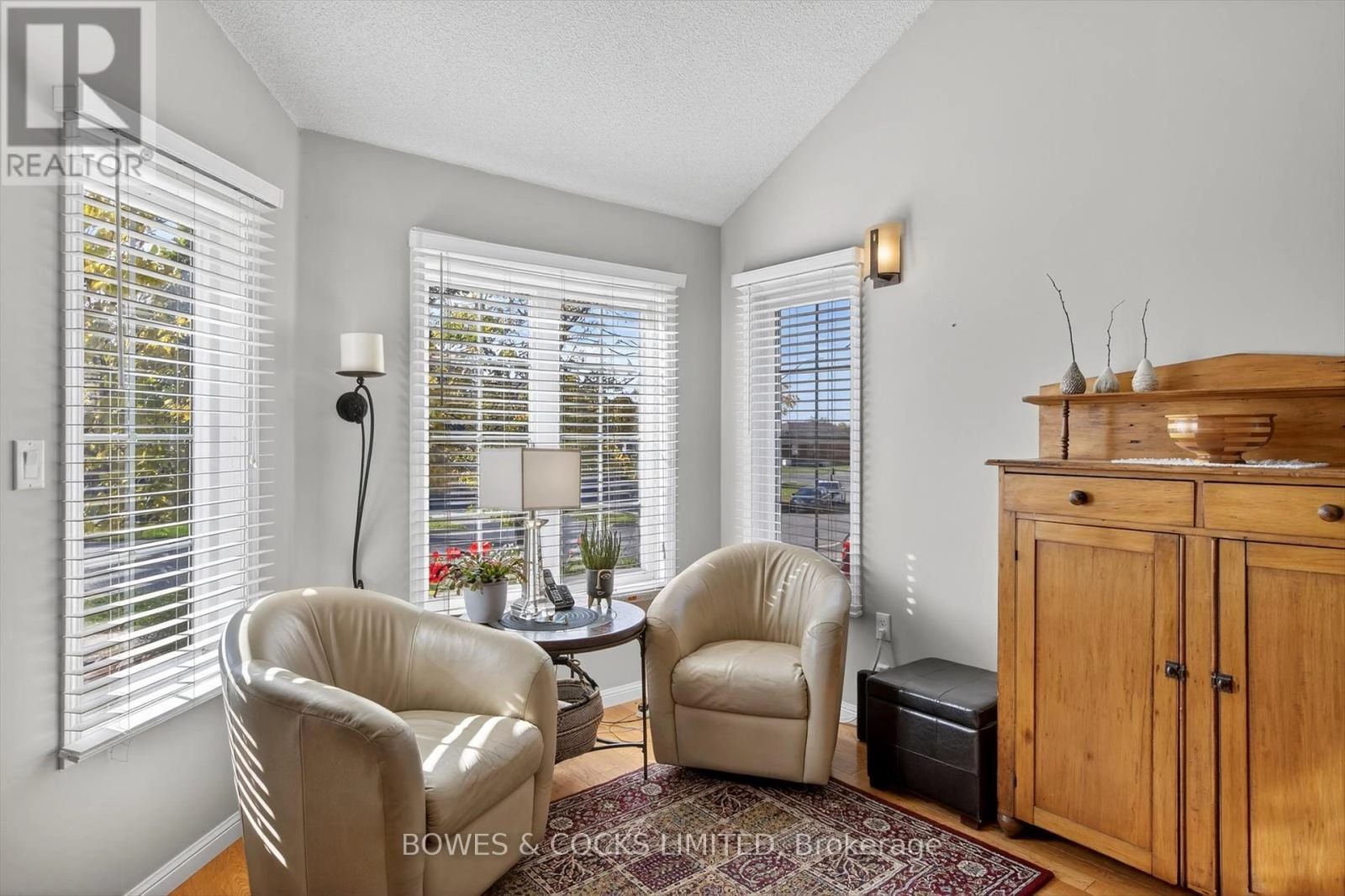 771 Tully Crescent, Peterborough, Ontario  K9K 0A8 - Photo 8 - X12465071