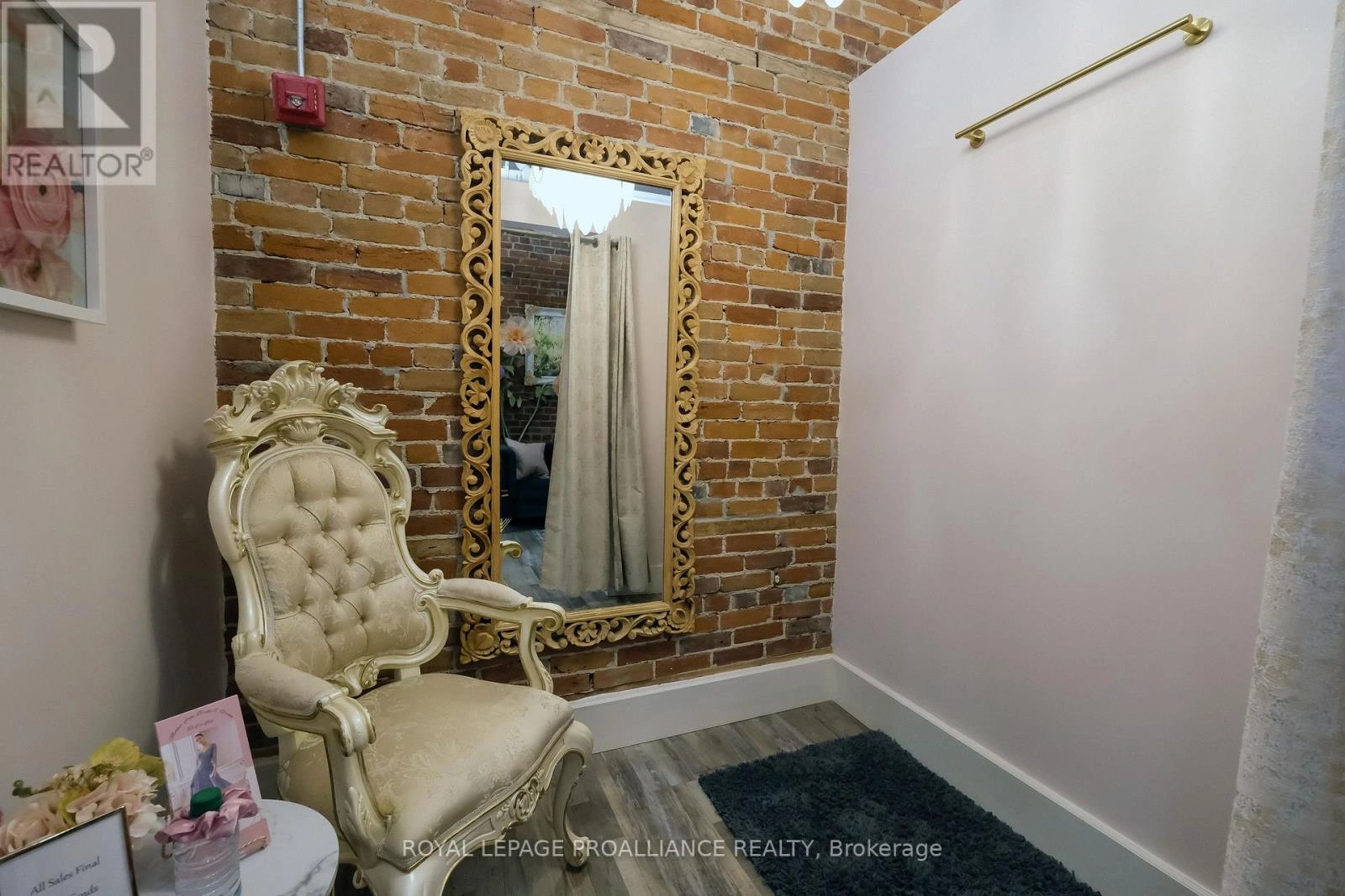 251 Front Street, Belleville, Ontario  K8N 2Z6 - Photo 35 - X12463772