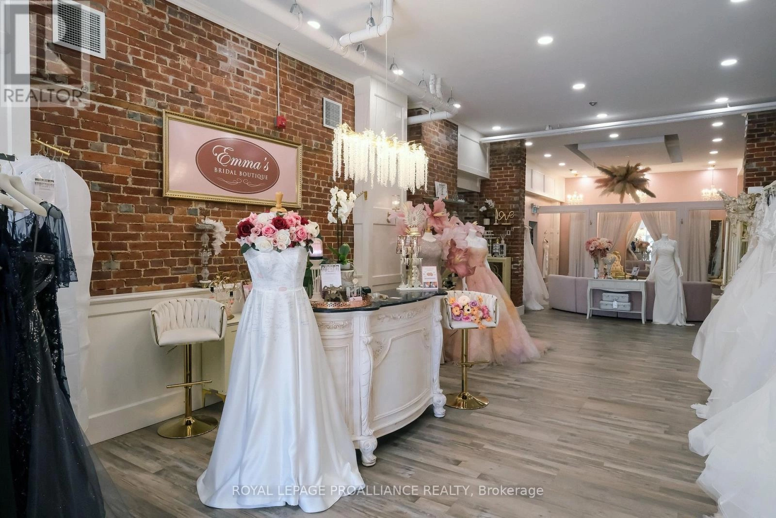 251 Front Street, Belleville, Ontario  K8N 2Z6 - Photo 6 - X12463772