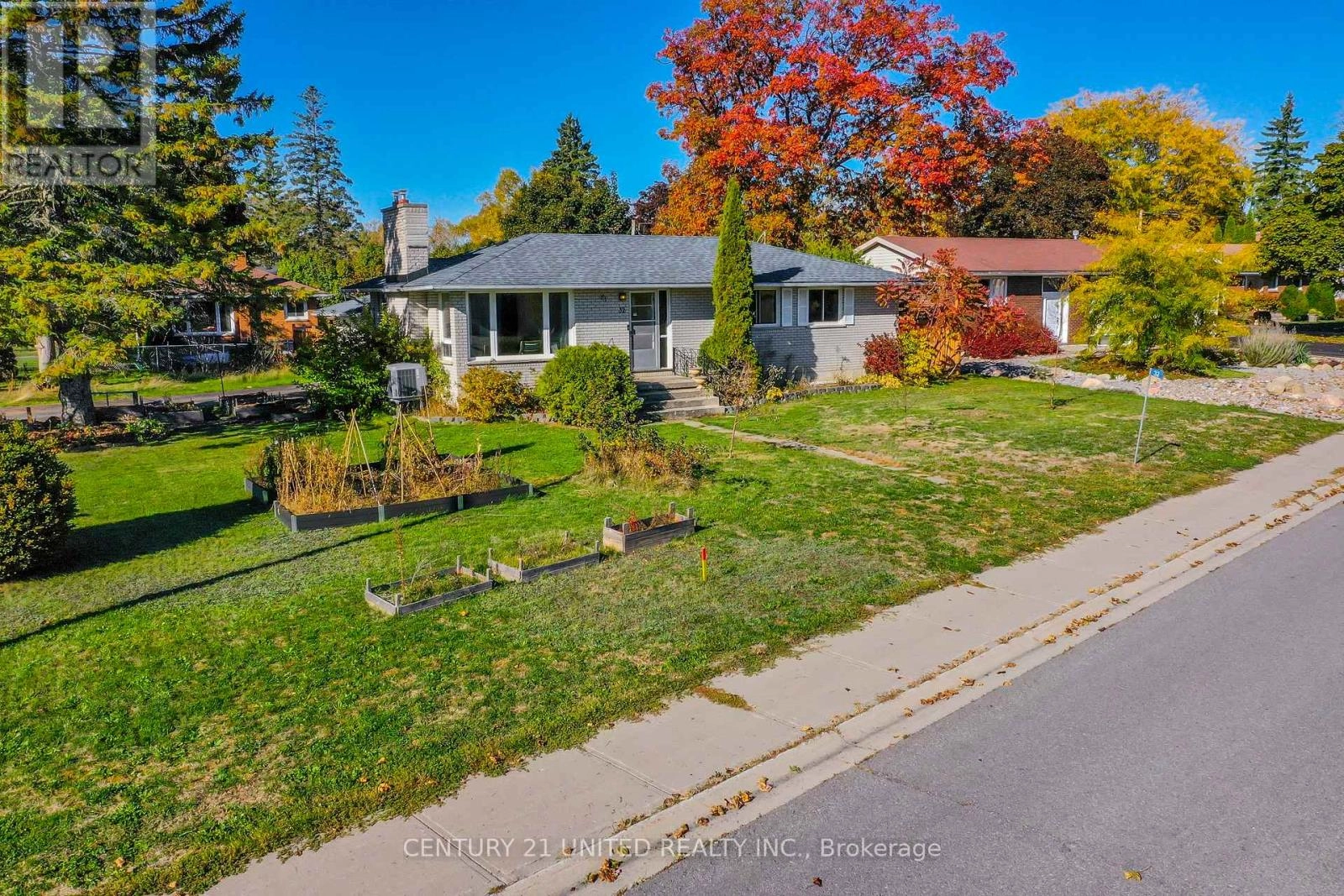 32 Nelson Street, Quinte West, Ontario  K0K 1E0 - Photo 1 - X12468959