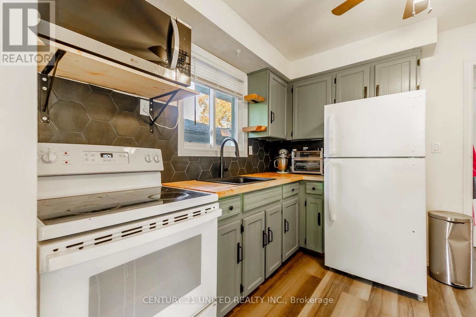 32 Nelson Street, Quinte West, Ontario  K0K 1E0 - Photo 14 - X12468959