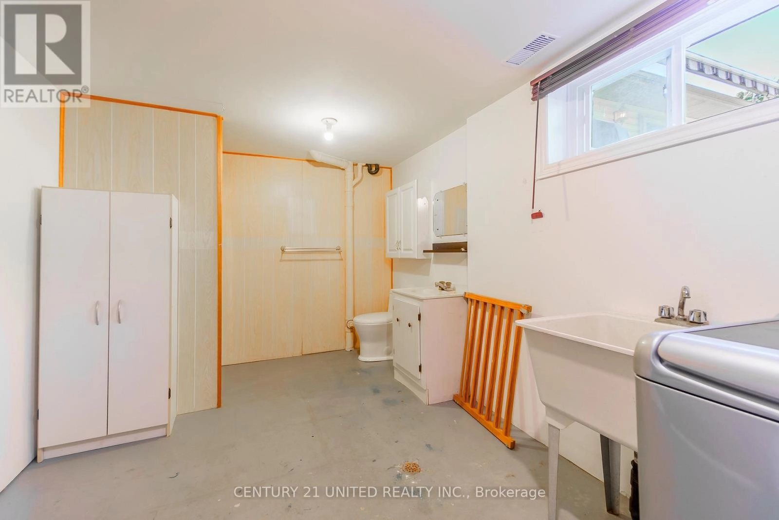 32 Nelson Street, Quinte West, Ontario  K0K 1E0 - Photo 25 - X12468959